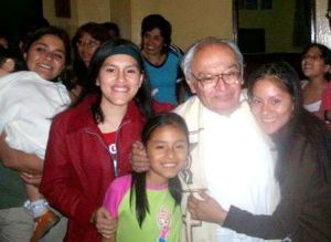 Padre Gustavo Gutiérrez, siempre cercano infundiendo esperanza